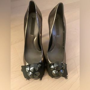Bcbg max azria party shoes metallic silver patent 8.5